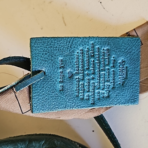 NWT Vilenca genuine leather bag - Picture 2 of 6